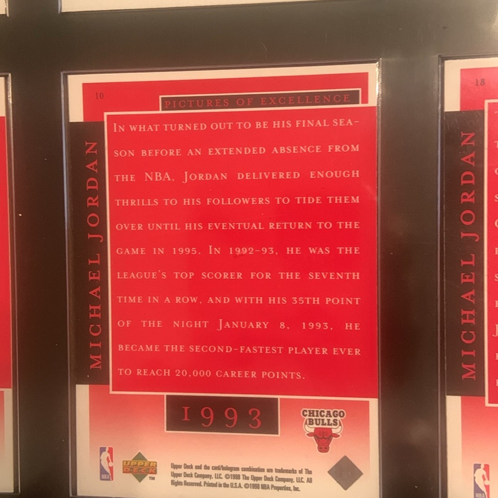 Michael Jordan 🏀 Timeline Card Display-Black & Gold Frame / Red Cards 1987-1994 - Picture 16 of 17